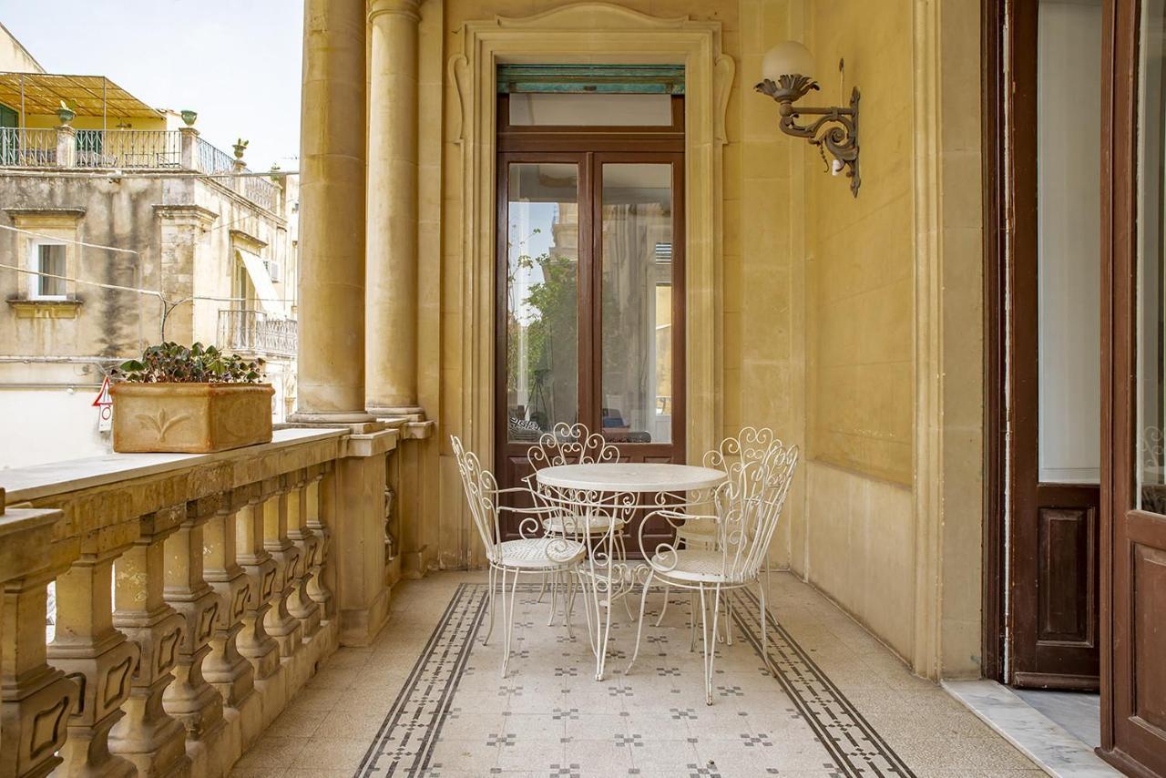 Cavour Apartments By Wonderful Italy Noto Exterior foto